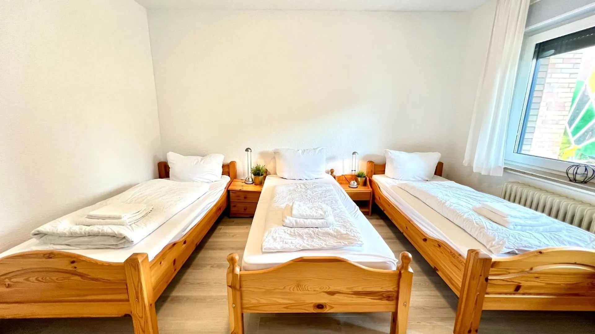 Comfy Apartment Mit Garten In Koeln Colónia
